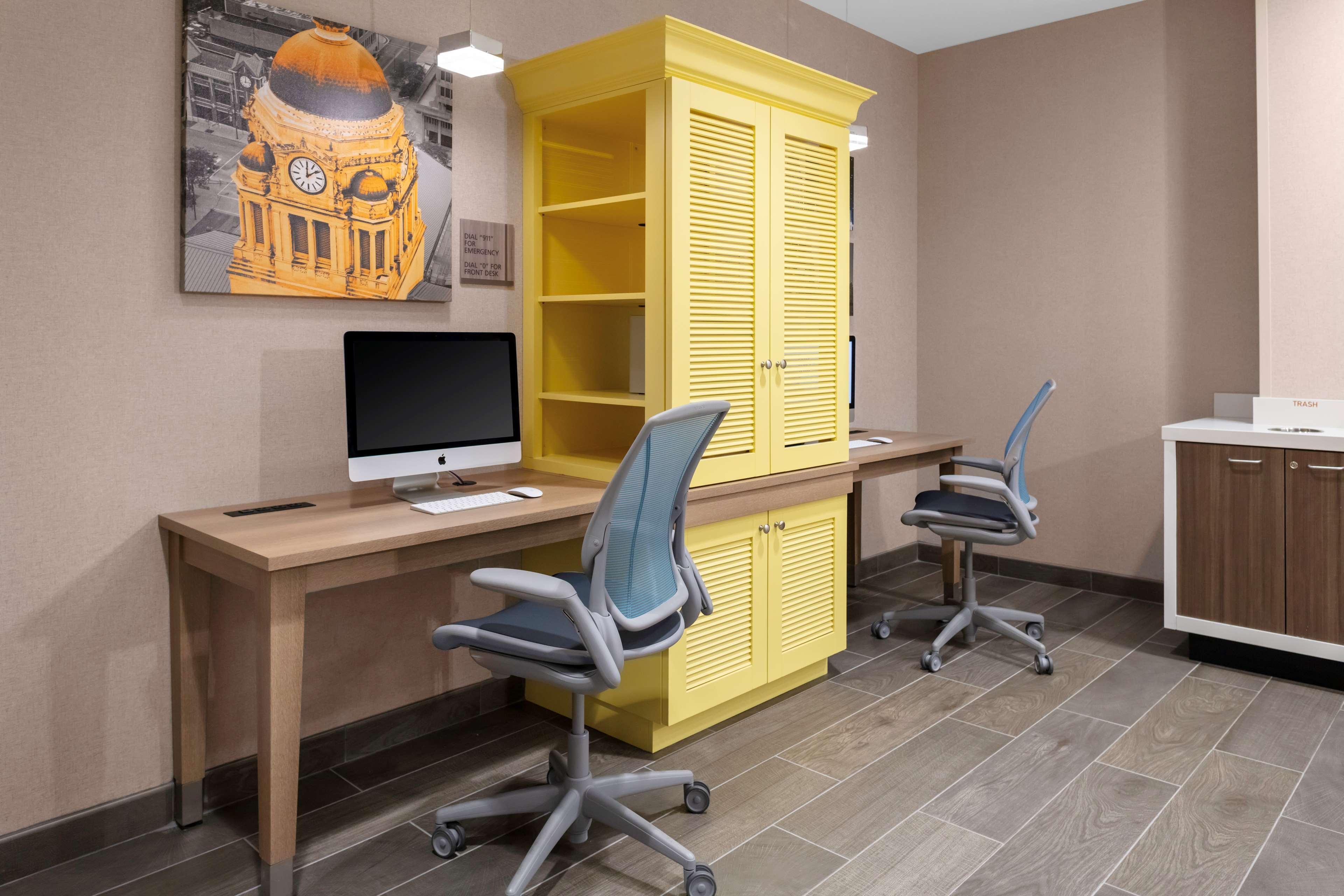 Home2 Suites By Hilton Fort Wayne North Sunnybrook Acres Bagian luar foto