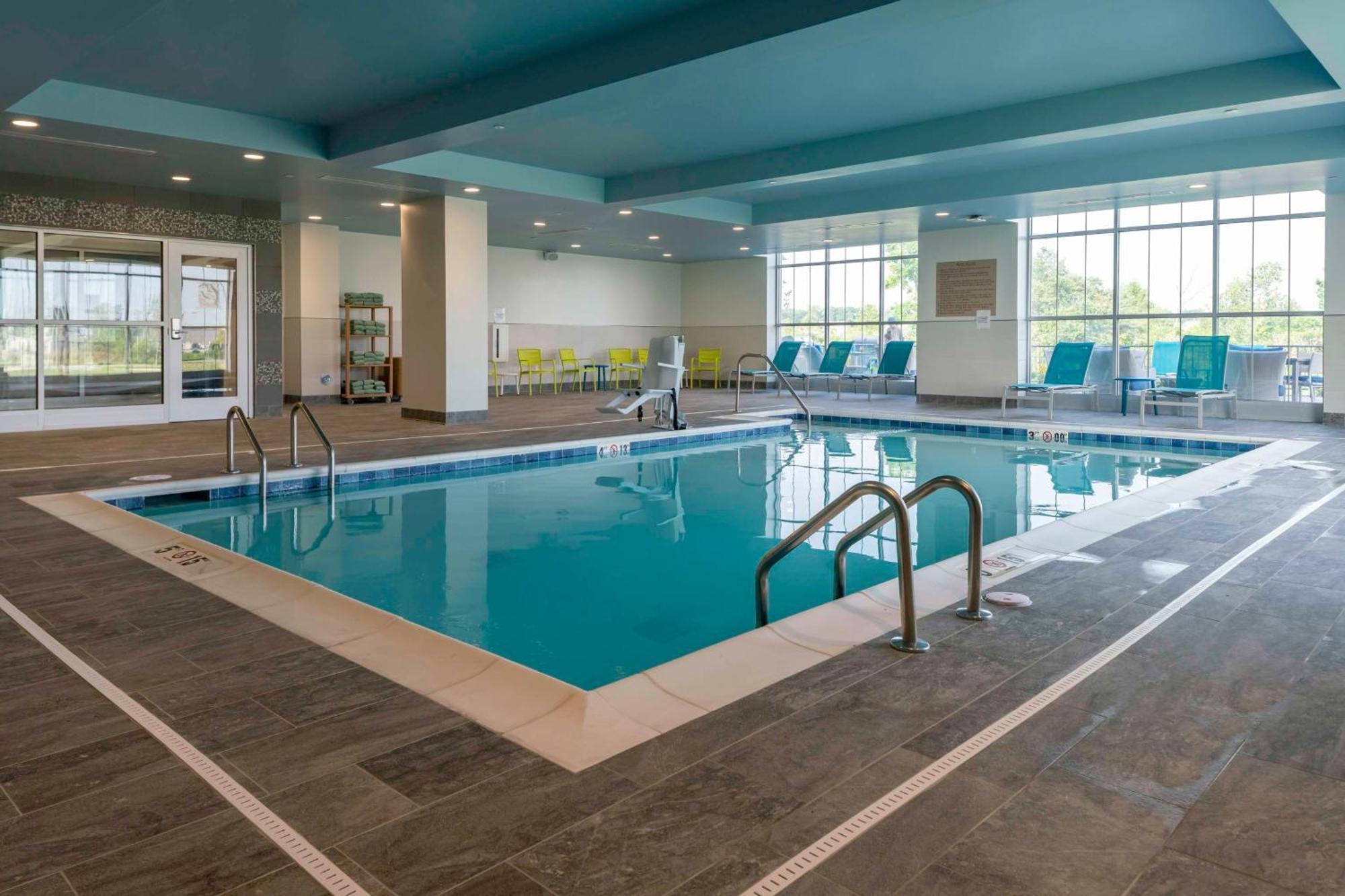 Home2 Suites By Hilton Fort Wayne North Sunnybrook Acres Bagian luar foto