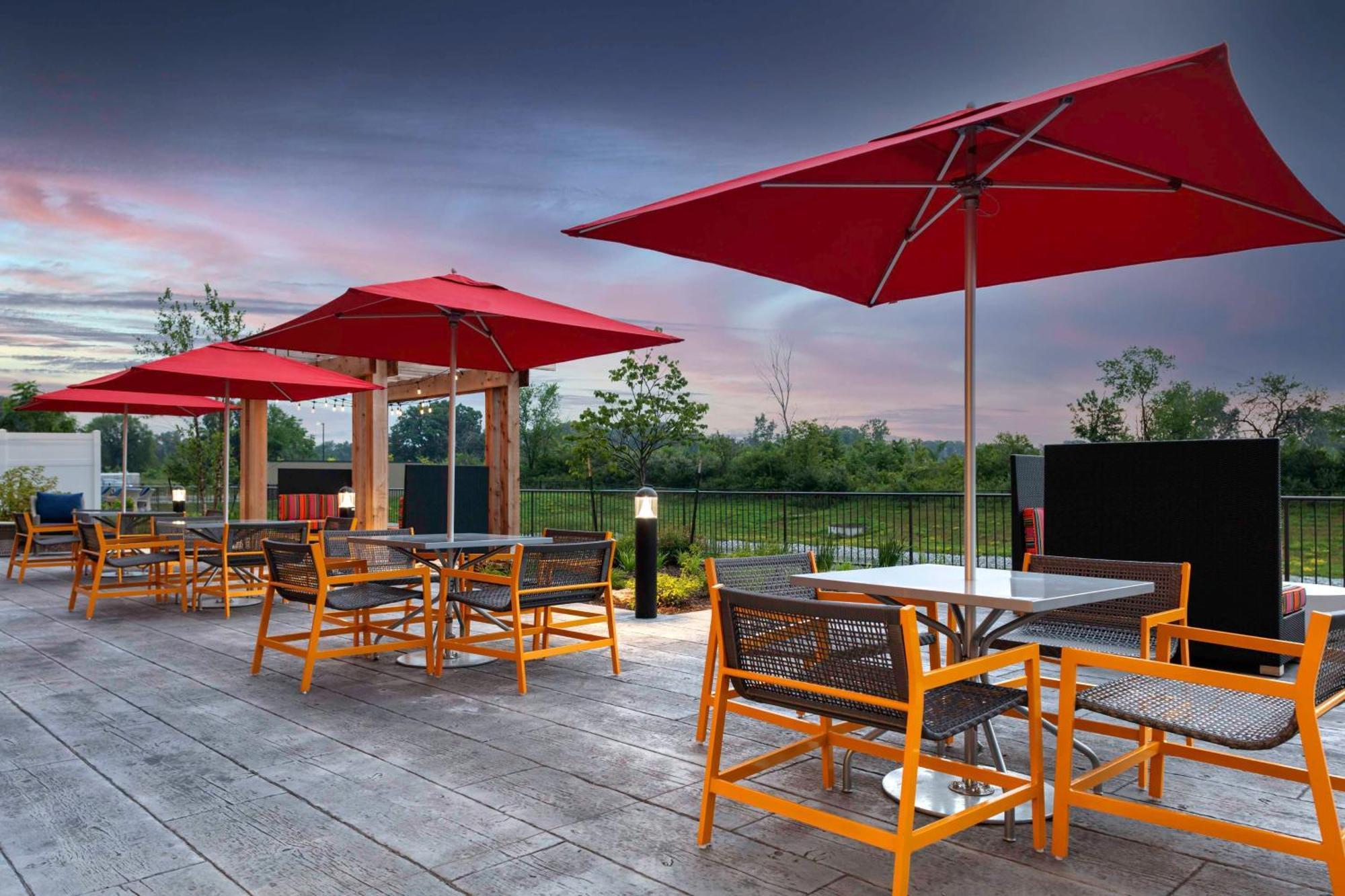 Home2 Suites By Hilton Fort Wayne North Sunnybrook Acres Bagian luar foto
